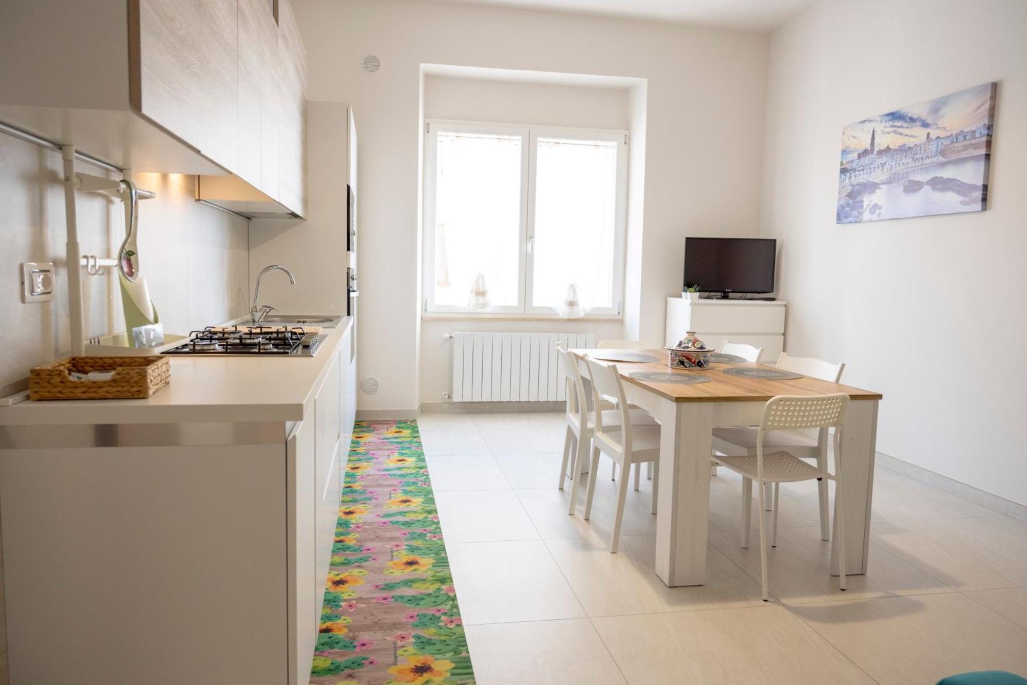 Amare Apartment Near The Sea 莫诺波利 外观 照片